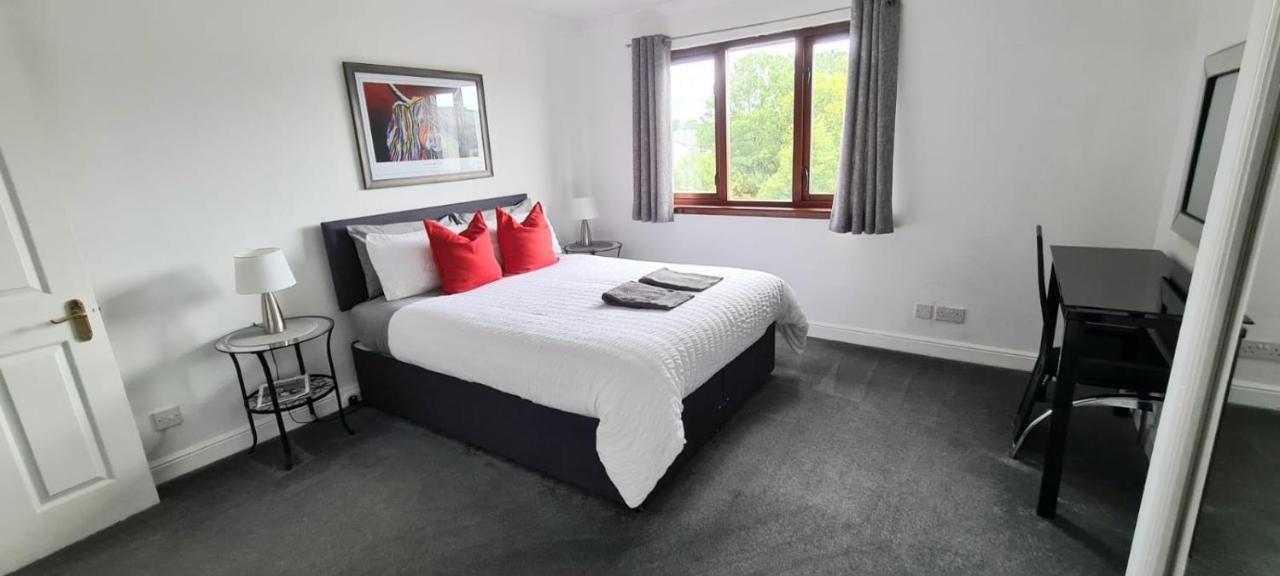 Levenhowe Holiday Apartment Balloch Bagian luar foto