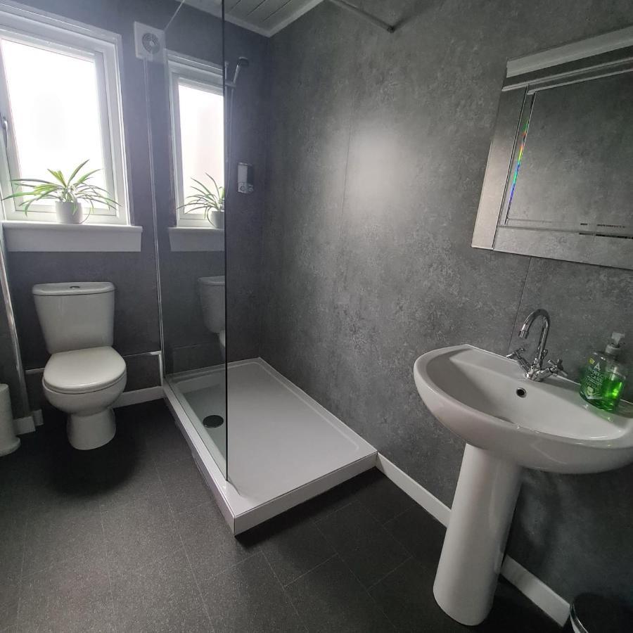 Levenhowe Holiday Apartment Balloch Bagian luar foto