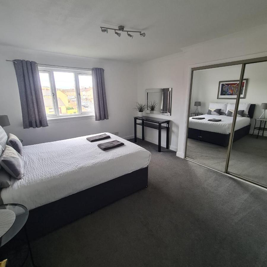 Levenhowe Holiday Apartment Balloch Bagian luar foto