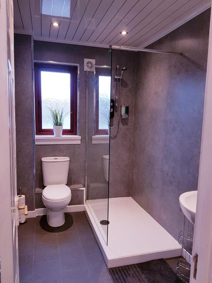 Levenhowe Holiday Apartment Balloch Bagian luar foto